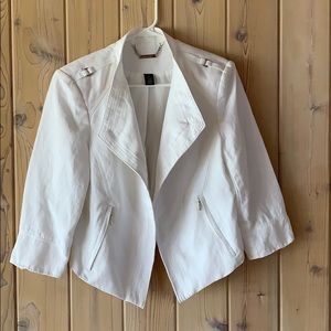 WHBM• Linen/Lyocell White Jacket Silver Accents•14
